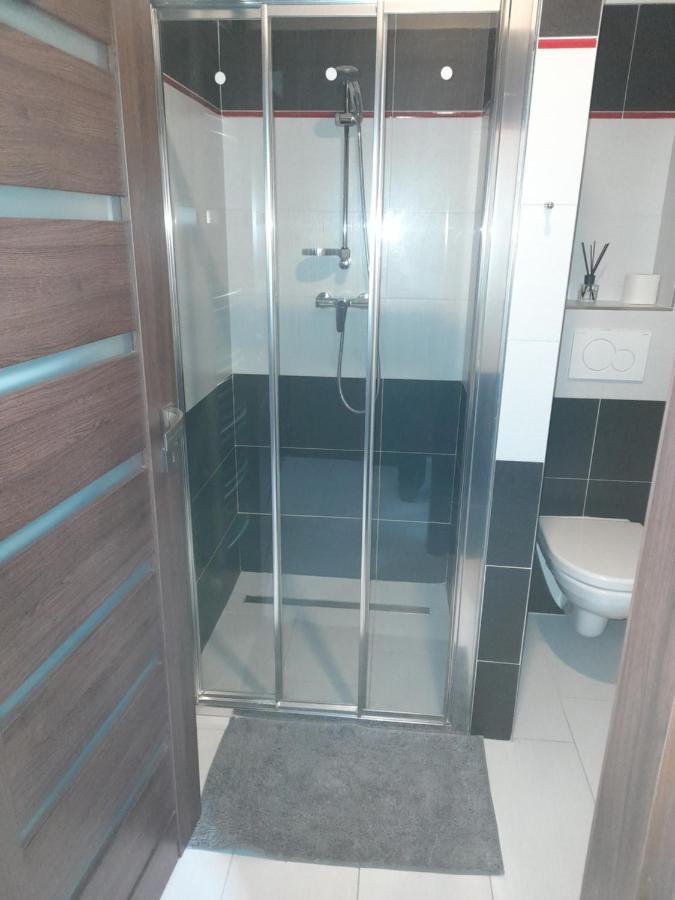 Vinoteka "U Kozu" Hotel Nové Město nad Metují Buitenkant foto