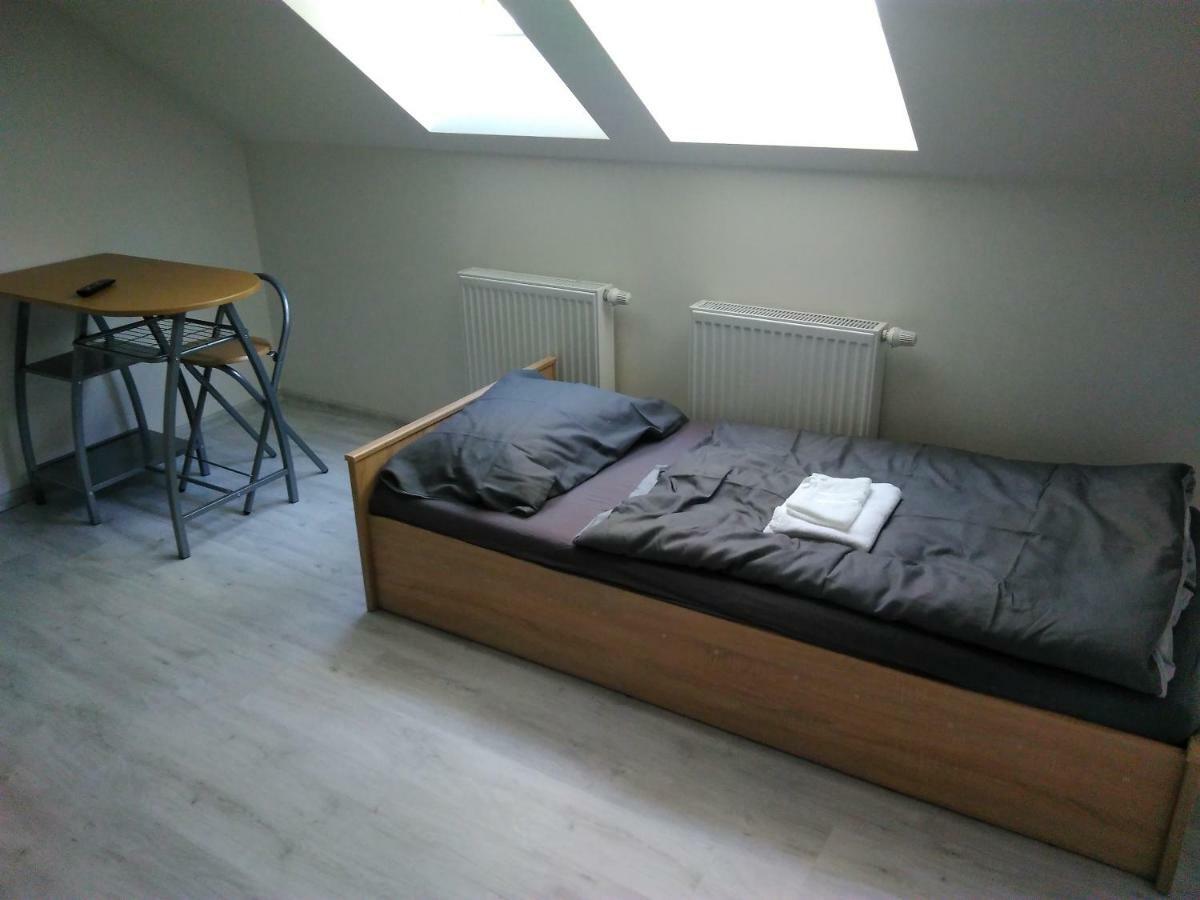 Vinoteka "U Kozu" Hotel Nové Město nad Metují Buitenkant foto